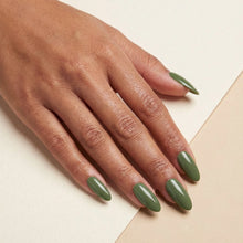 Load image into Gallery viewer, L 2697 – Hunter Green Nail Polish – 15ml | High Gloss, Gel Like Finish Dark Green Nail Polish | Bold Green Nail Lacquer