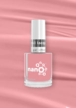 تحميل الصورة إلى عارض المعرض، طلاء أظافر L 2713 Blush Petal بحجم 15 مل