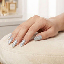 تحميل الصورة إلى عارض المعرض، طلاء أظافر جل من Sparkle's My Middle Name بحجم 15 مل N-3024