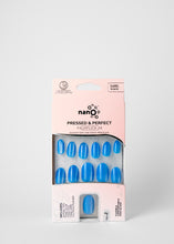 تحميل الصورة إلى عارض المعرض، Nano® Sapphire Kitty Stare Pressed on Nails - 24pcs with Glue | Instant Gel-Like Shine, Electric Blue Fake Nails Set