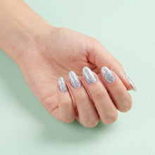 Load image into Gallery viewer, D 2586 Silver Shadow Nail Dipping Powder – 28g | Long-Lasting Silver Shimmer Dip Powder Nails
