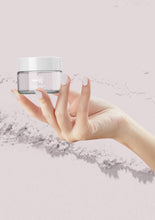 Load image into Gallery viewer, D 2775 Creamy Ivory Nail Dipping Powder 28gm
