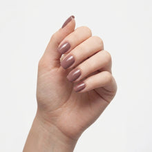 تحميل الصورة إلى عارض المعرض، طلاء أظافر L 2820 Plum Shadows 15 مل 