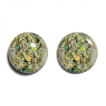 تحميل الصورة إلى عارض المعرض، P2937 – Glittery Green Duo Pack – TPO &amp; HEMA Free Gel Polish &amp; Nail Lacquer (15ml each) | Long-Lasting, High-Gloss Nail Polish Set